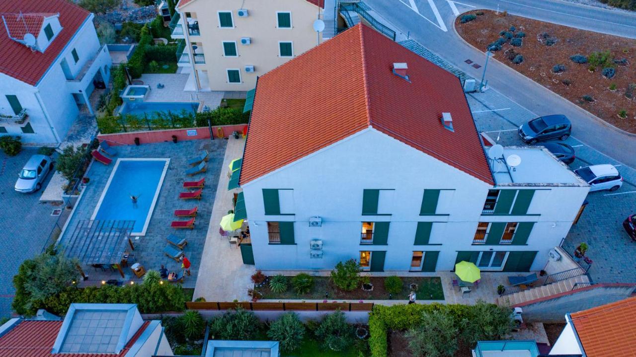 Villa Dada I Dida Милна Экстерьер фото