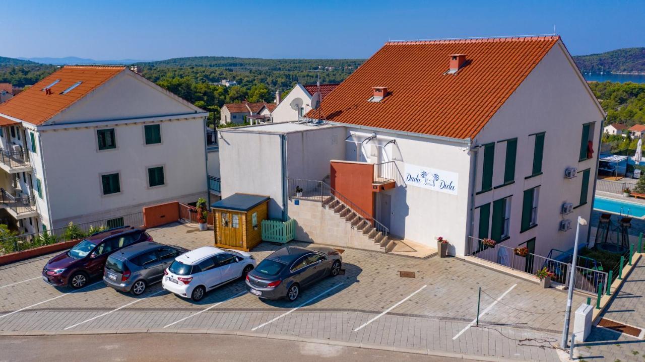 Villa Dada I Dida Милна Экстерьер фото